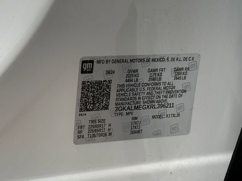 Used 2024 GMC Terrain SLE FWD image 27