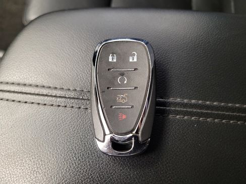 Used 2018 Chevrolet Malibu Premier w/ Premier Sun and Wheel Package FWD image 32