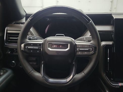 Used 2025 GMC Yukon XL AT4 w/ AT4 Premium Plus Package image 12