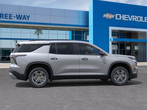 New 2026 Chevrolet Traverse LT AWD/4WD image 24