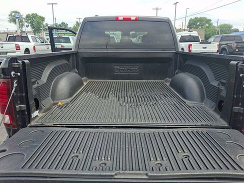 Used 2024 RAM 1500 Warlock AWD/4WD image 27