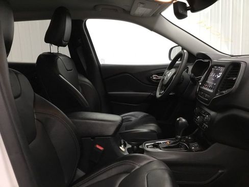 Used 2023 Jeep Cherokee Altitude Lux AWD/4WD image 22
