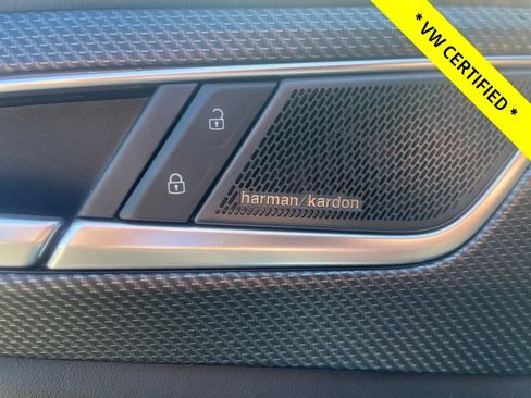 Used 2024 Volkswagen Atlas Cross Sport SEL Premium R-Line AWD/4WD image 18