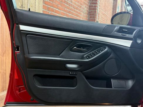Used 2003 BMW M5 RWD image 23