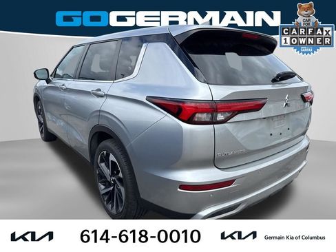 Used 2022 Mitsubishi Outlander SE AWD/4WD image 3