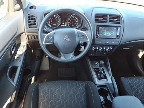 Used 2024 Mitsubishi Outlander Sport ES image 15
