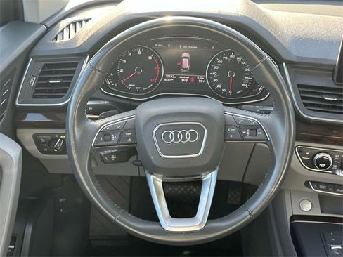 Used 2020 Audi Q5 2.0T Premium image 16