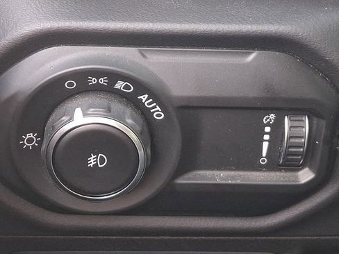 Used 2025 Jeep Wrangler Unlimited Rubicon 4xe w/ Safety Group AWD/4WD image 23
