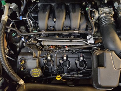 Used 2018 Ford Explorer Limited AWD/4WD image 30