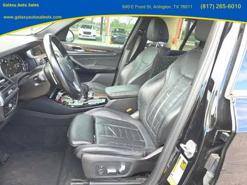 Used 2019 BMW X3 sDrive30i w/ Convenience Package image 9