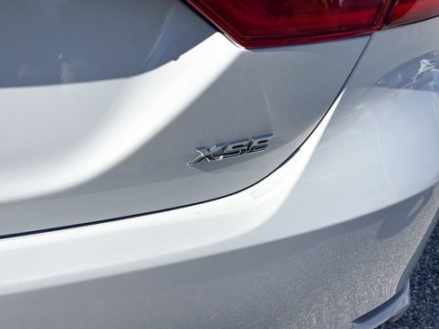 Used 2024 Toyota Camry XSE FWD image 13