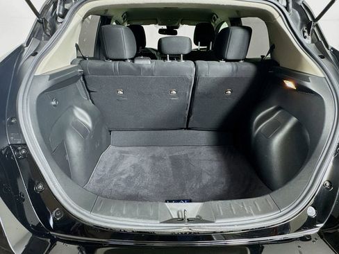 Used 2022 Nissan Leaf SV Plus image 31
