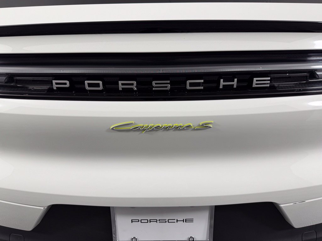 Certified 2026 Porsche Cayenne S AWD/4WD image 12