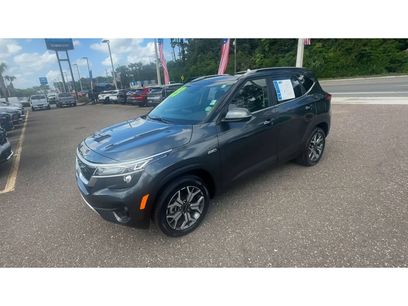 Used 2023 Kia Seltos EX