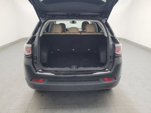 Used 2018 Jeep Compass Sport FWD image 29