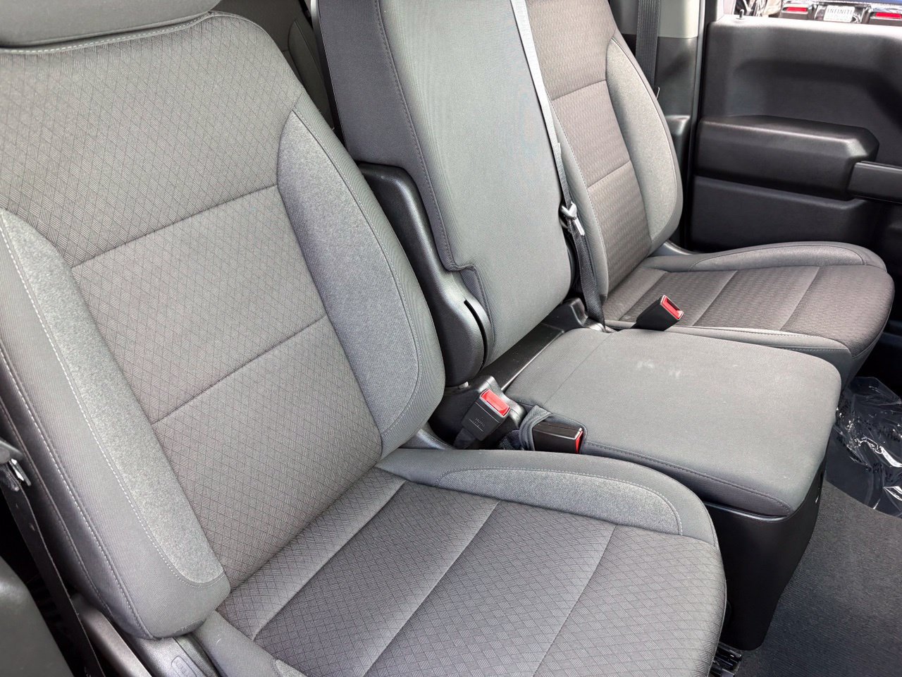 Used 2026 Chevrolet Silverado 1500 Custom RWD image 11