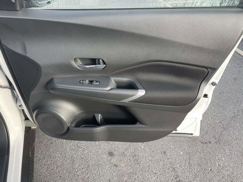 Used 2024 Nissan Kicks SV image 45