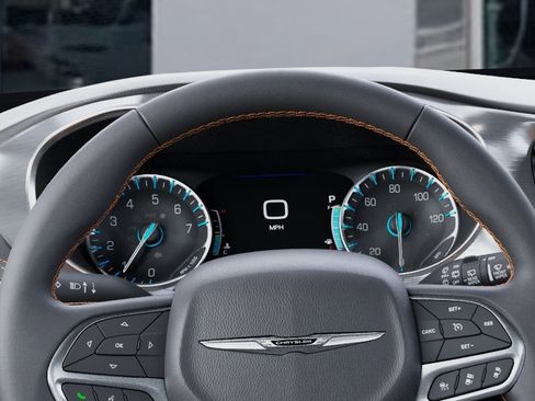 New 2026 Chrysler Pacifica Pinnacle image 17