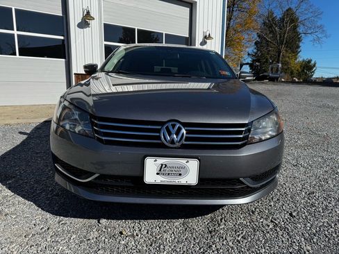 Used 2014 Volkswagen Passat 1.8T S image 2