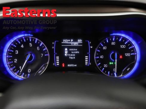 Used 2022 Chrysler Voyager LX FWD image 18