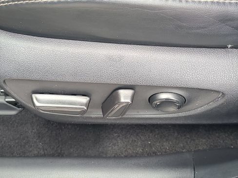 Used 2020 Toyota RAV4 XLE Premium FWD image 16