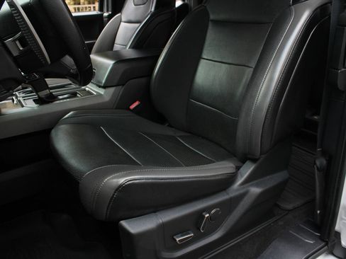 Used 2019 Ford F150 Raptor w/ Equipment Group 801A Mid AWD/4WD image 17