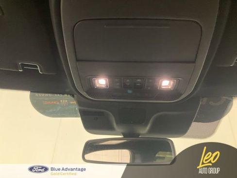 Used 2025 Ford Expedition Tremor AWD/4WD image 17