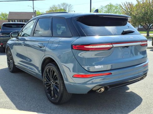 Certified 2023 Lincoln Corsair Reserve w/ Jet Appearance Package AWD/4WD image 5