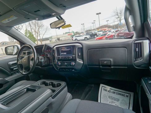 Used 2018 Chevrolet Silverado 1500 LT w/ Texas Edition image 14