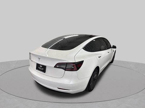 Used 2023 Tesla Model 3 Standard Range RWD image 5