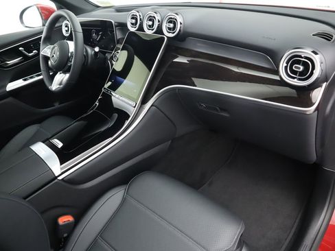 Certified 2026 Mercedes-Benz GLC 300 image 19