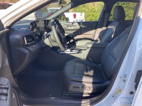 New 2026 Buick Envista Sport Touring w/ Convenience I Package image 11