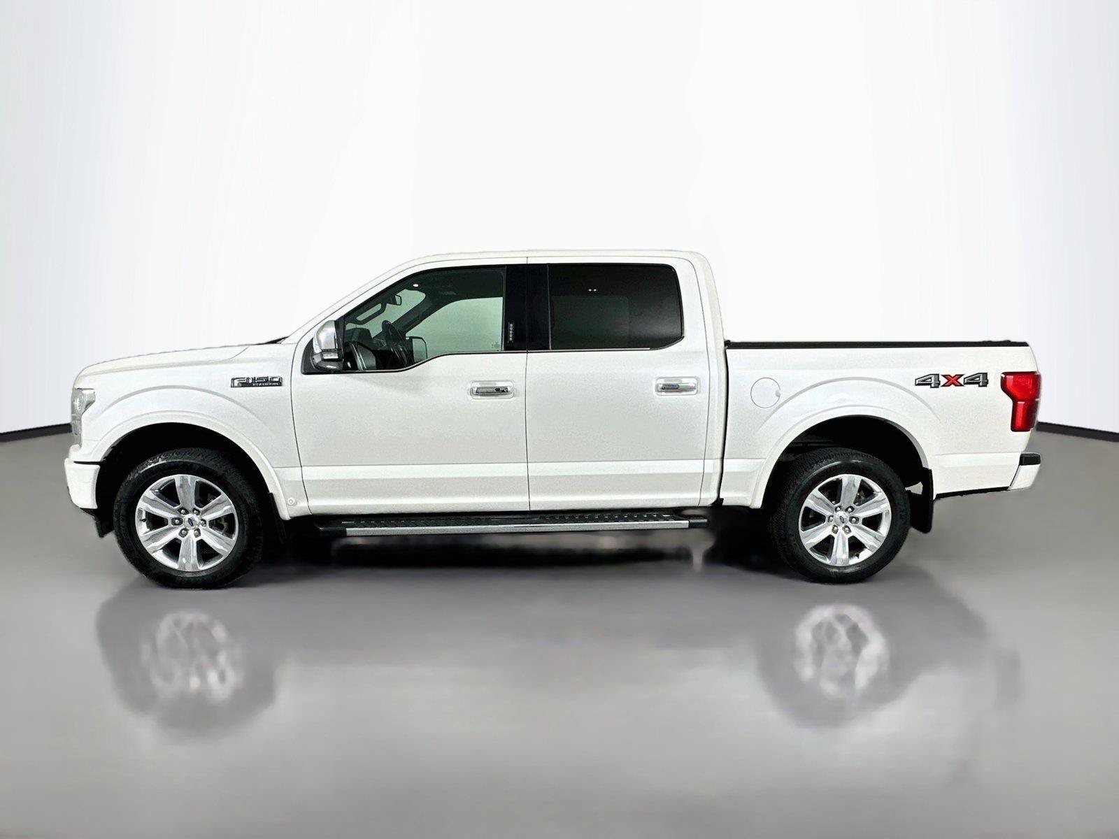 Used 2018 Ford F150 Platinum w/ Equipment Group 701A Luxury AWD/4WD image 8
