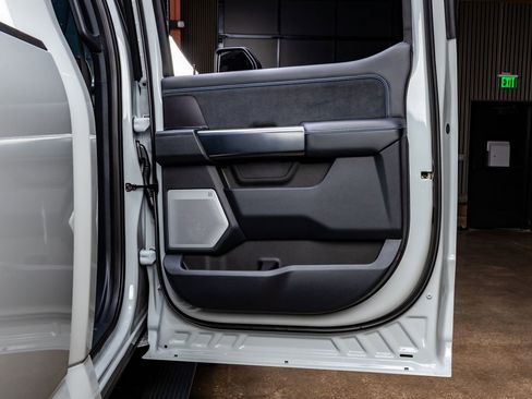 Used 2026 Ford F250 Platinum image 39