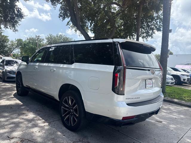 Used 2021 Cadillac Escalade ESV Sport w/ Driver Assist Tech Package AWD/4WD image 9