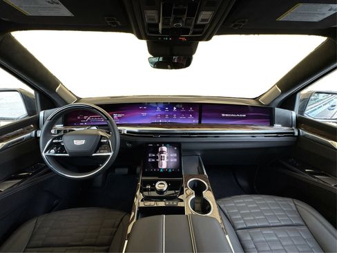 New 2026 Cadillac Escalade Platinum Sport AWD/4WD image 24