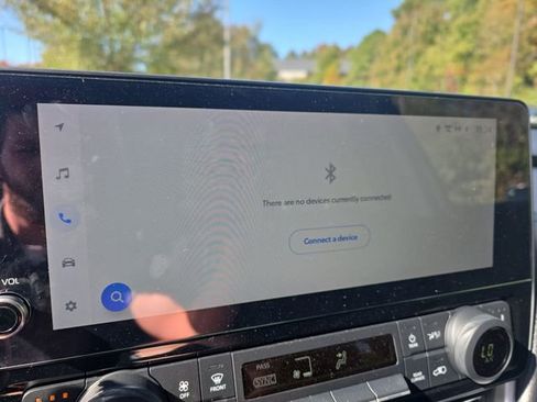 Used 2024 Toyota Grand Highlander XLE image 37