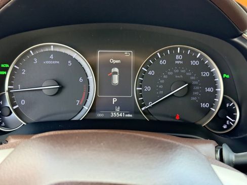 Used 2018 Lexus RX 350L w/ Premium Package image 28