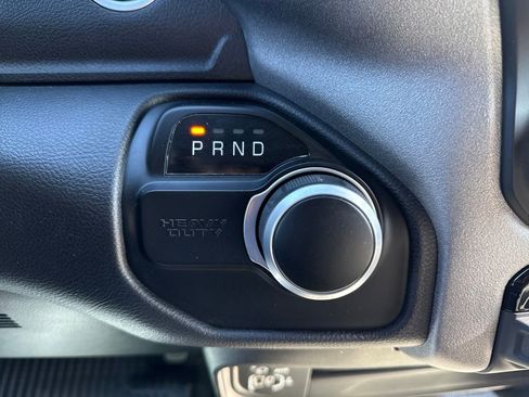 Used 2023 RAM 2500 Tradesman w/ Chrome Appearance Group image 28