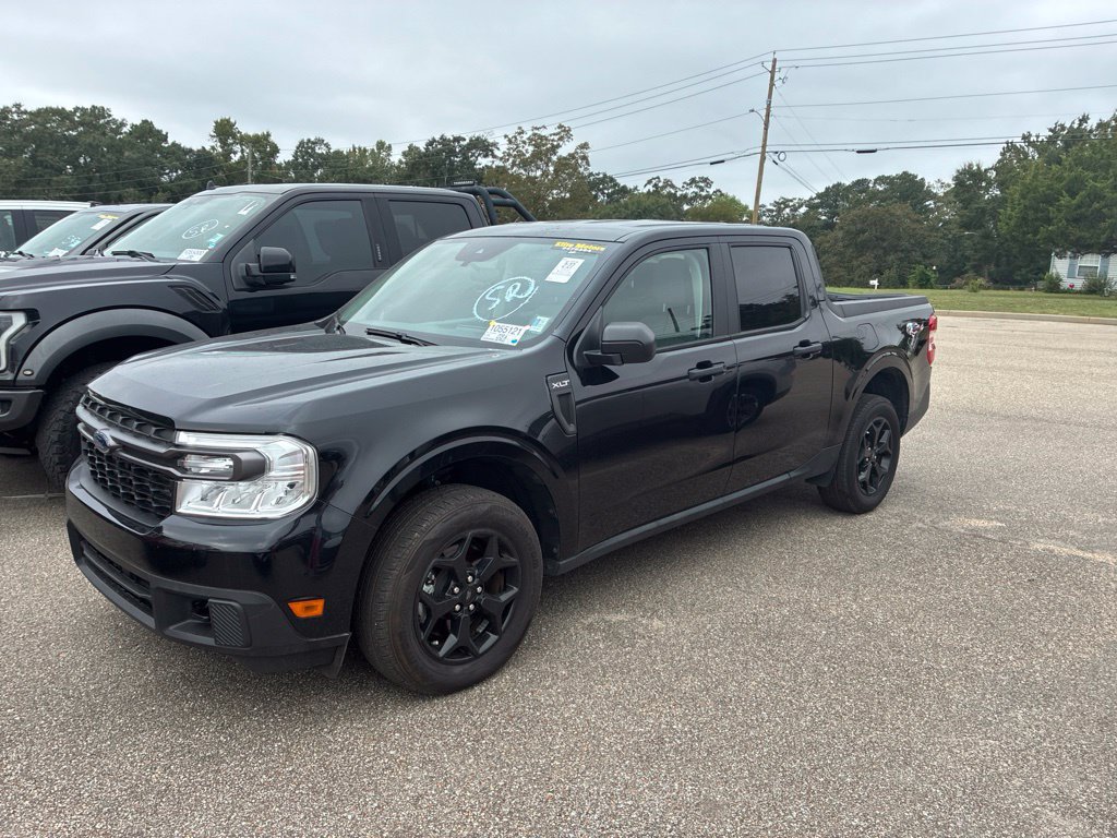 Used 2024 Ford Maverick XLT w/ Equipment Group 300A Standard AWD/4WD image 2