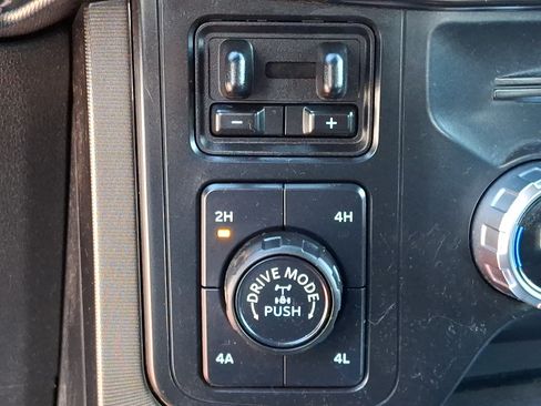 Certified 2021 Ford F150 Platinum w/ Equipment Group 701A High AWD/4WD image 26
