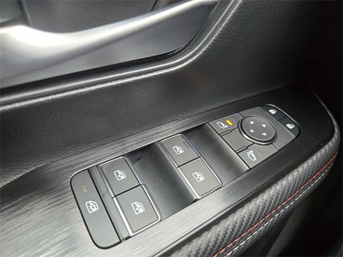 New 2026 Nissan Kicks SR image 23