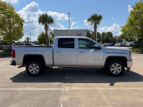 Used 2017 GMC Sierra 1500 SLE w/ SLE Value Package RWD image 6