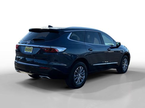 Used 2022 Buick Enclave Essence w/ Trailering Package, 5000 lbs. image 5