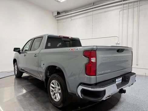 Used 2025 Chevrolet Silverado 1500 RST w/ Convenience Package II image 5