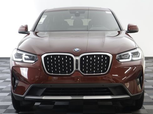 Certified 2025 BMW X4 xDrive30i AWD/4WD image 21