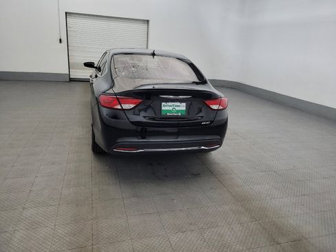 Used 2017 Chrysler 200 Limited Platinum FWD image 6