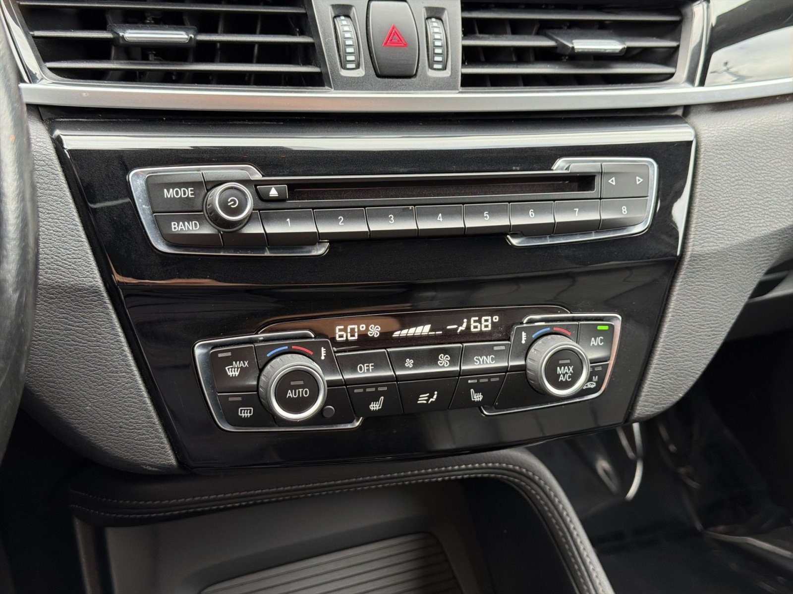 Used 2018 BMW X1 xDrive28i AWD/4WD image 29