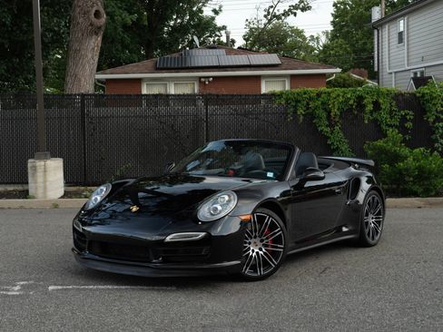 Used 2014 Porsche 911 Turbo image 7