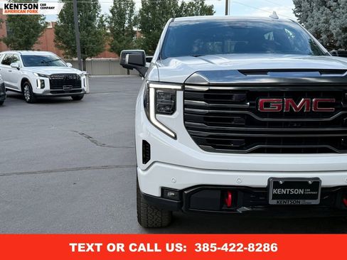 Used 2022 GMC Sierra 1500 AT4 w/ AT4 Premium Package image 14